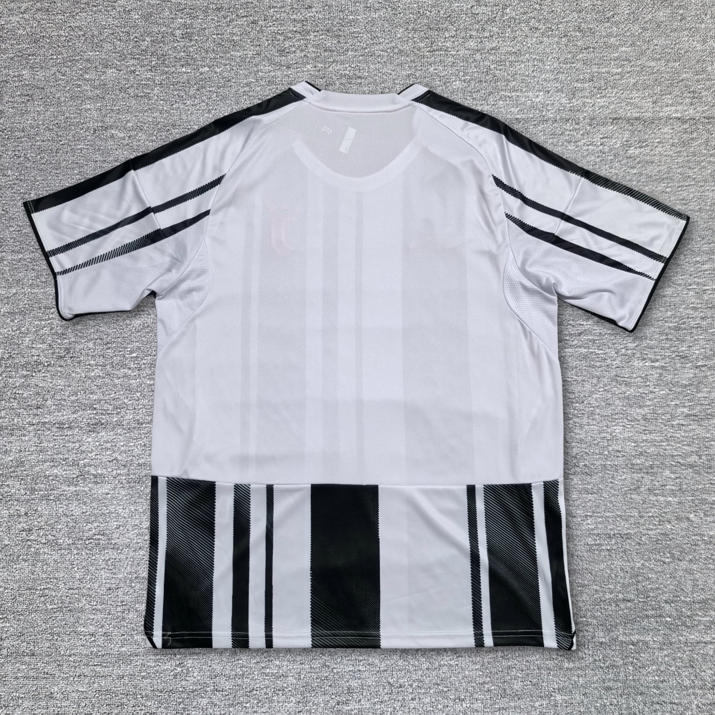 Juventus 25/26 jersey