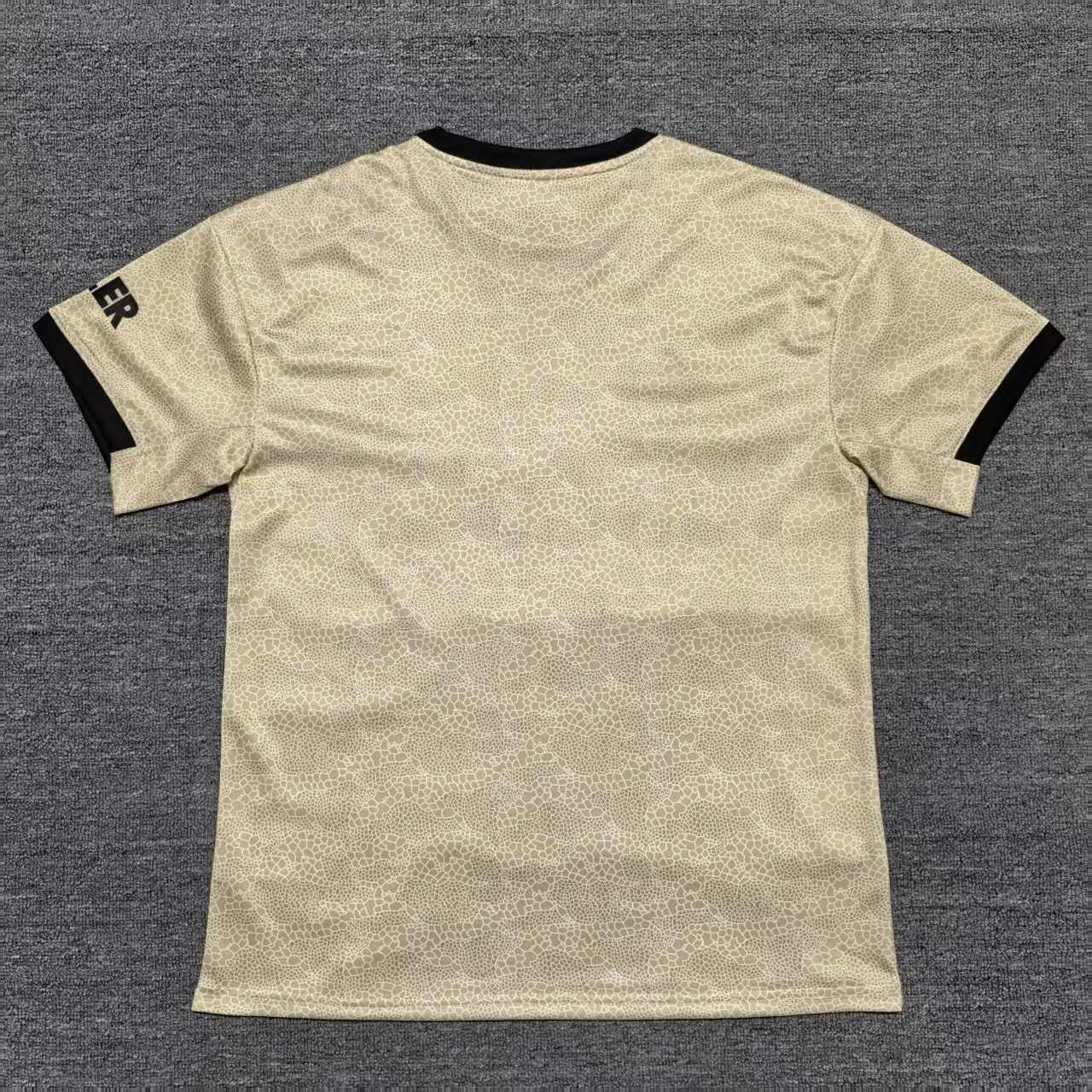 Manchester United jersey 19/20