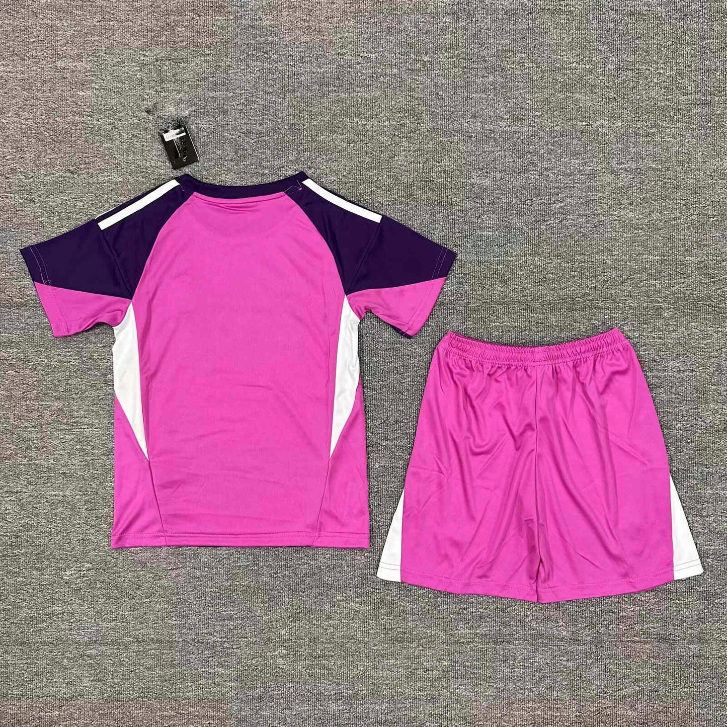 Real Madrid 25/26 Kids Kit