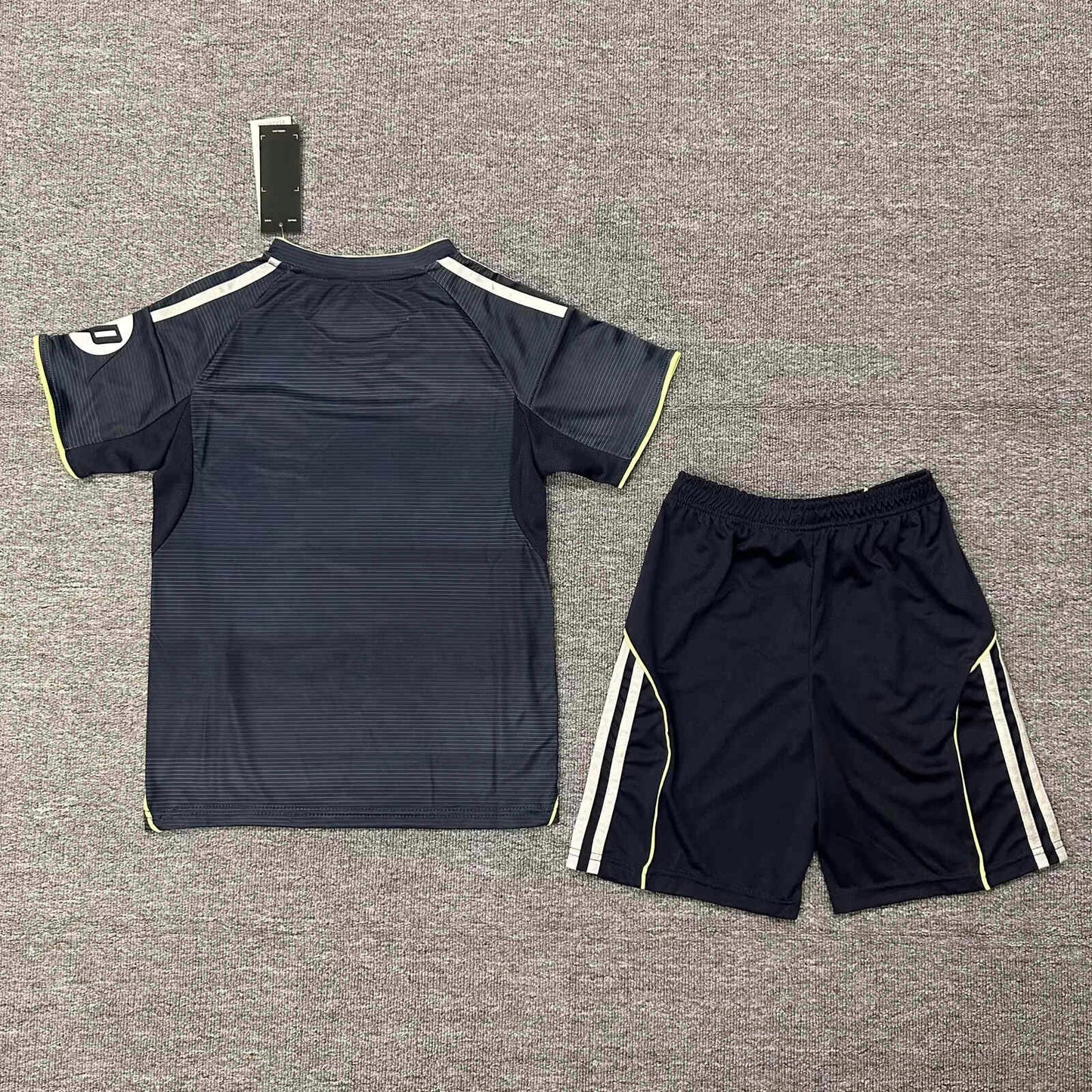 Real Madrid 25/26 Kids Kit