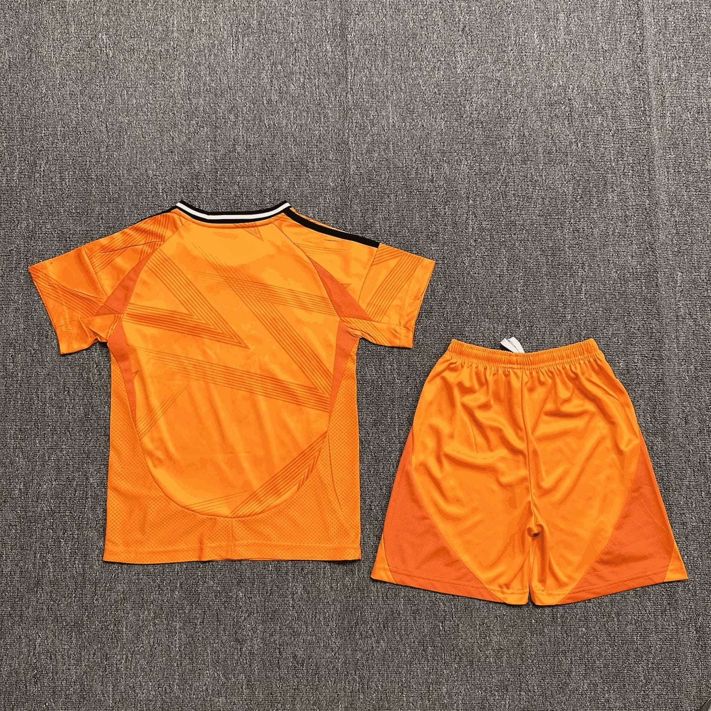 Real Madrid 24/25 Away Kids Kit