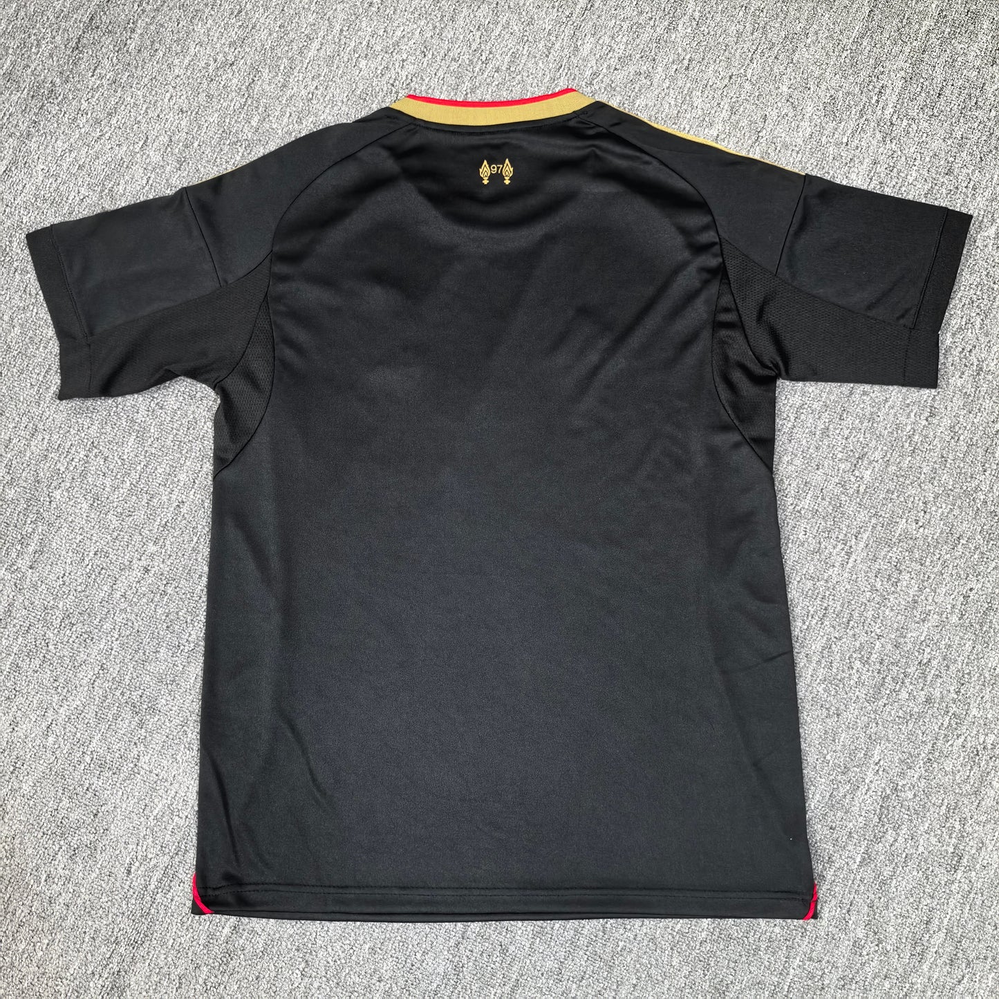 Liverpool 25/26 jersey