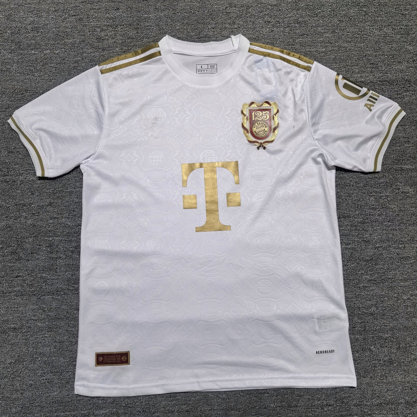 Maillot Bayern Munich Édition 125th Anniversaire 25/26