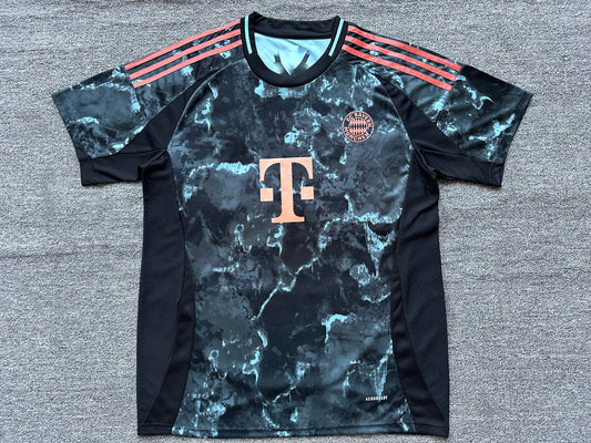 Maillot Bayern Munich Extérieur 24/25