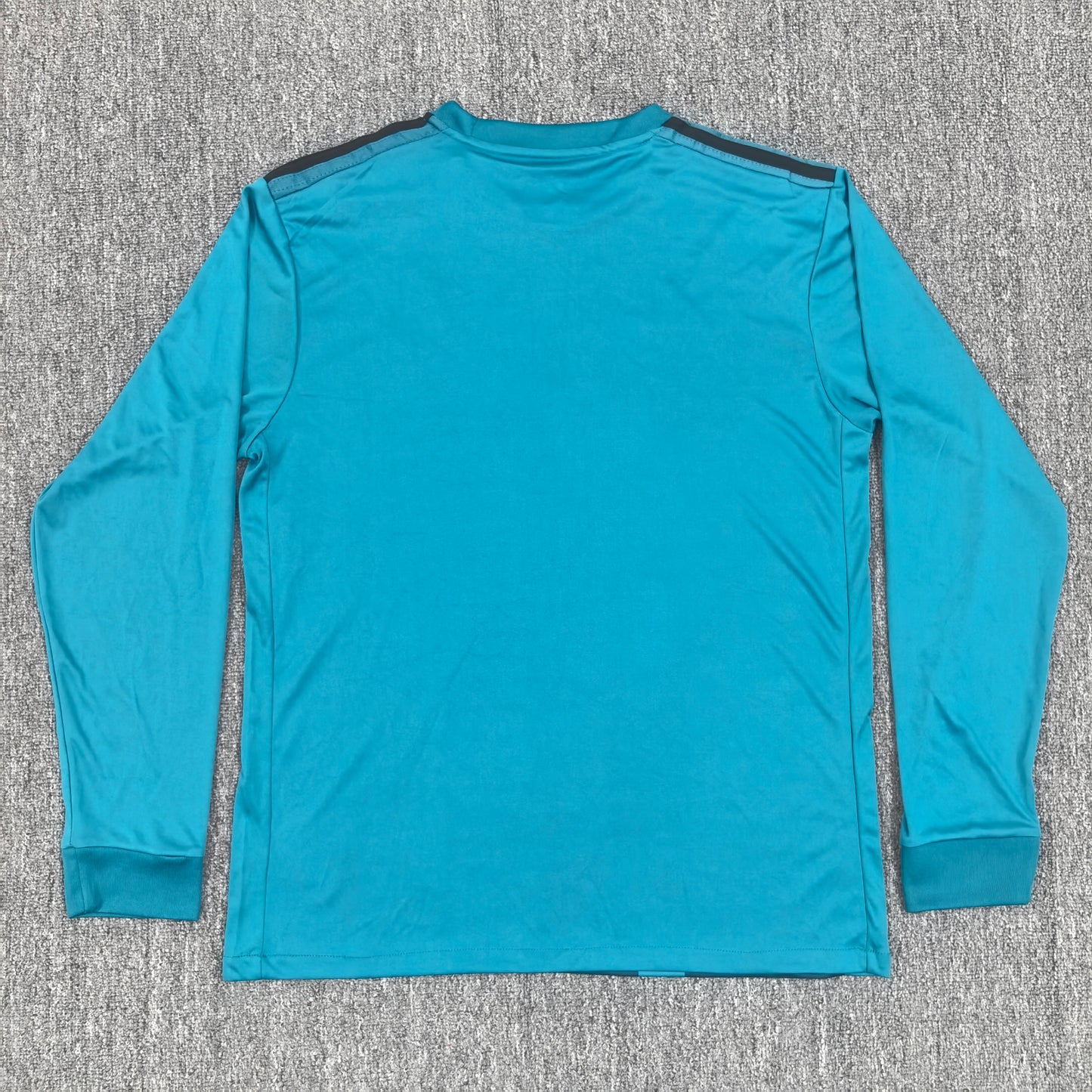 Maillot Real Madrid Retro Manches Longues 17/18