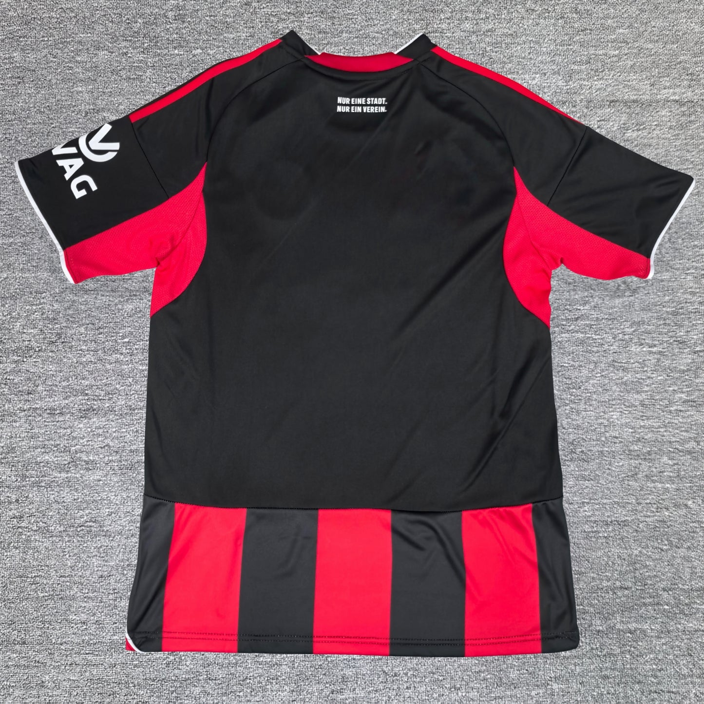 Maillot Frankfurt Domicile 25/26