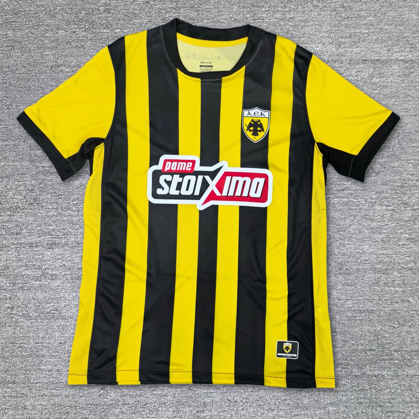 AEK Athen Heim Trikot 2025-2026