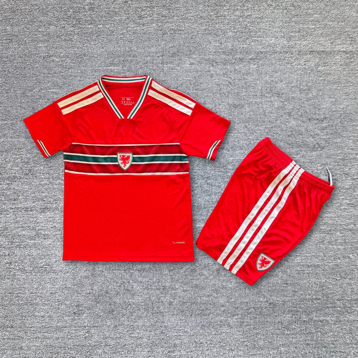 Wales Heim Kinder-Set 2026-2027